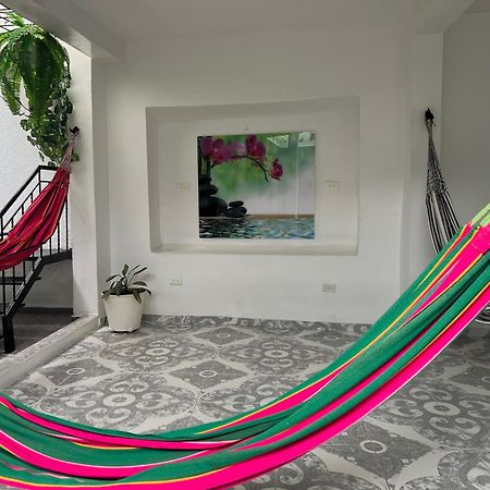 Helena Hostel Кали Экстерьер фото