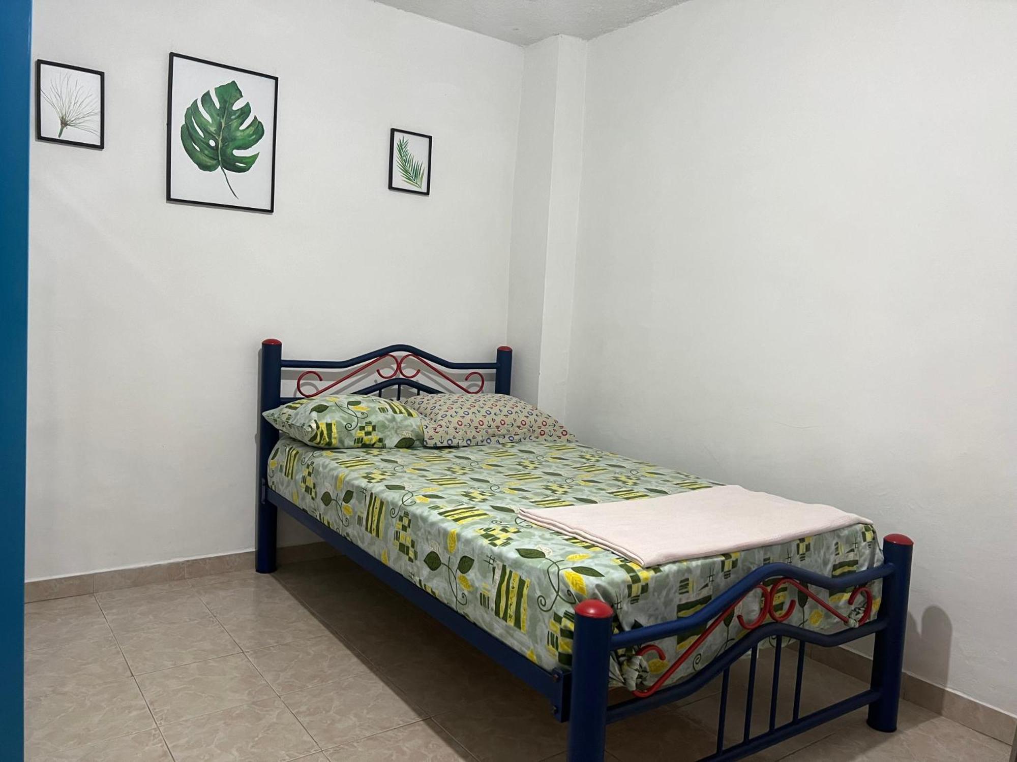 Helena Hostel Кали Экстерьер фото